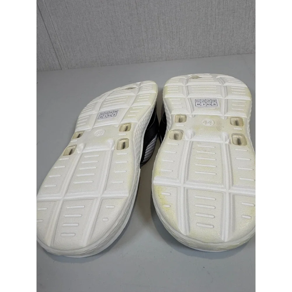 Harssdanzar men flip flop breathable mesh straps, and lightweight EVA soles sz 9